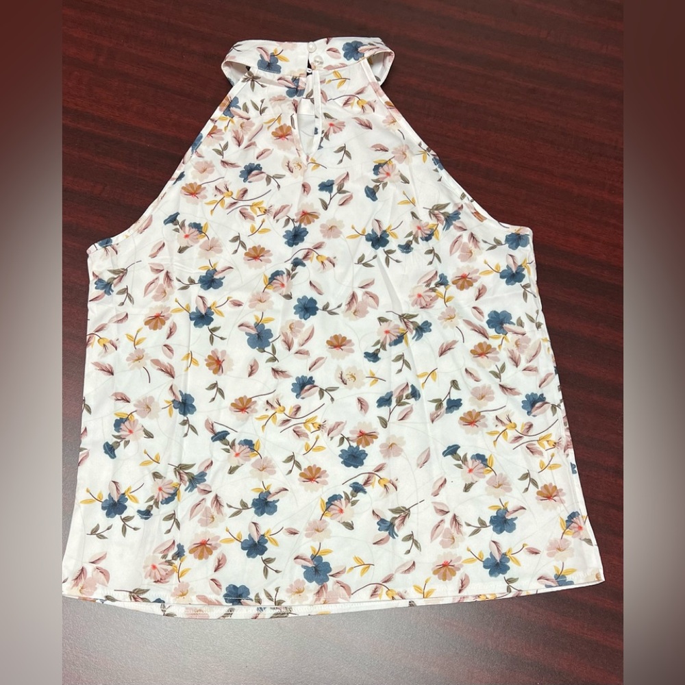 High neck sleeveless blouse NWT